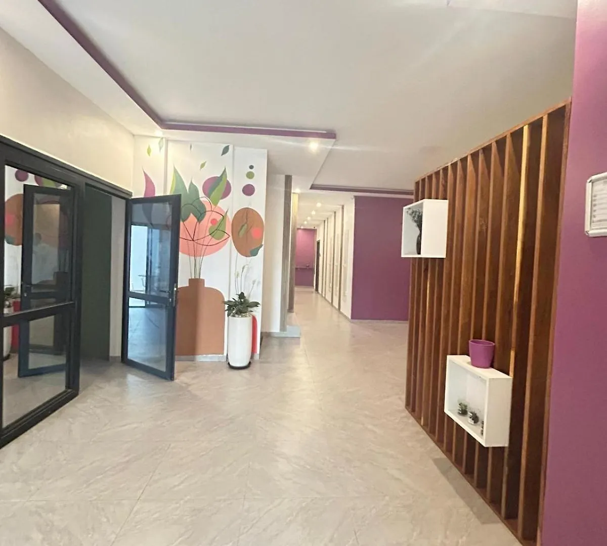 Studio Au Virage Dakar
